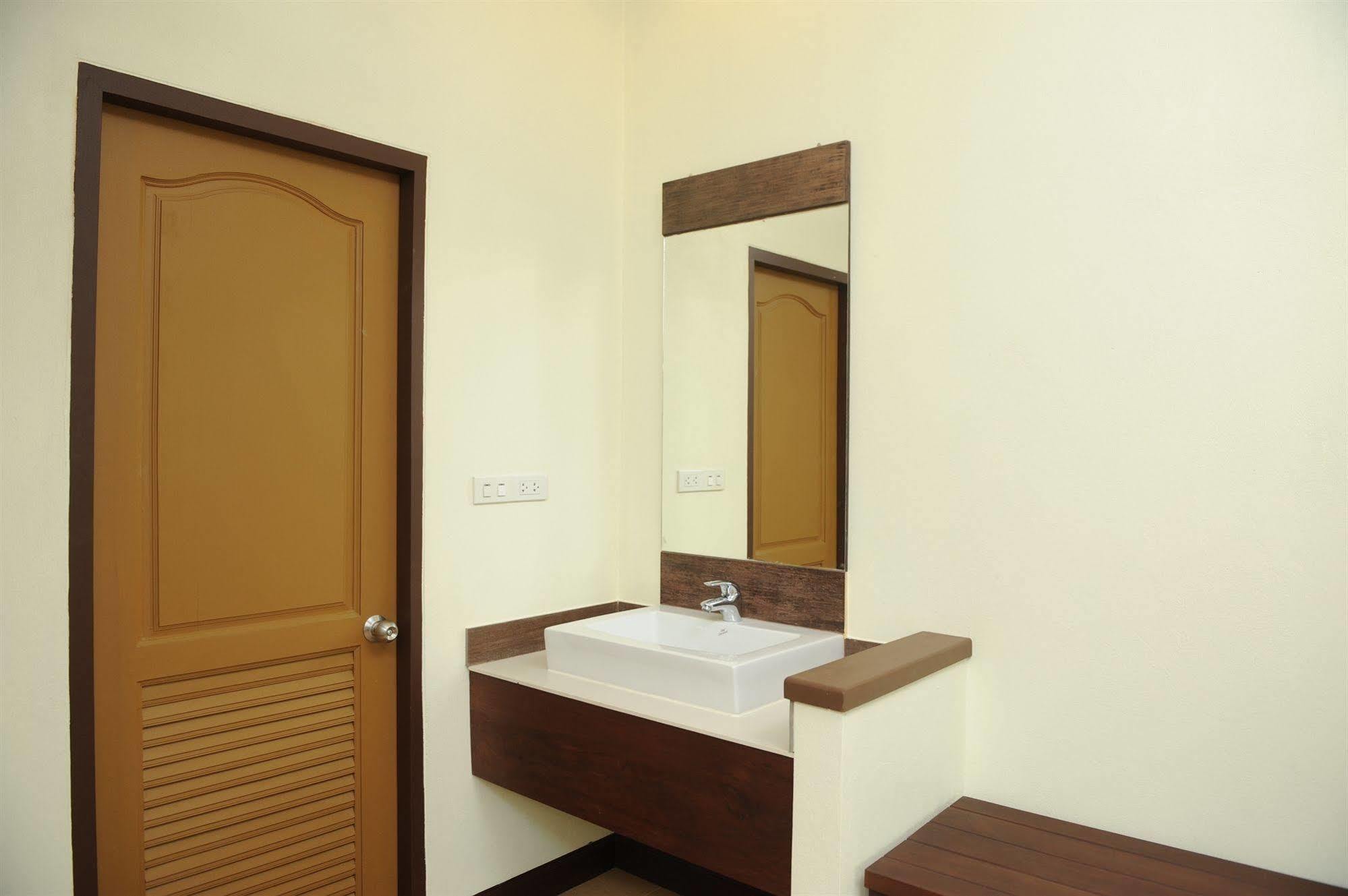 Mawin Hotel Chiang Mai Dış mekan fotoğraf